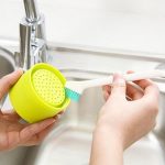 2 Sätze 2-in-1-Doppelkopf-Reinigungsbürste für Tür- und Fensterspalte, Topfbürste mit Schwanzschaber, 2 Sets 2 in 1 – Bild 5