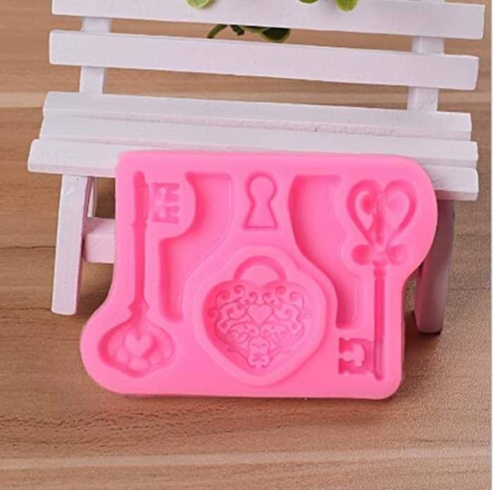 2 PCS Food Love Lock Key Fondant Silikonform DIY Backen Kuchen Dekoration Werkzeug, Food Love Lock Key Shape – Bild 1