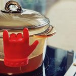 2 PCS Küchen-Silikon-Topfdeckel-Hebegerät Fingerförmiger Topfdeckel Auslaufsicherer Hebelöffelhalter – Bild 6