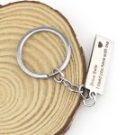 Modischer Schlüsselanhänger mit Gravur „Drive Safe I Need You Here With Me“ Schlüsselanhänger für Paare, Freund, Freundin, Schmuck, Fashion Keyring – Bild 7