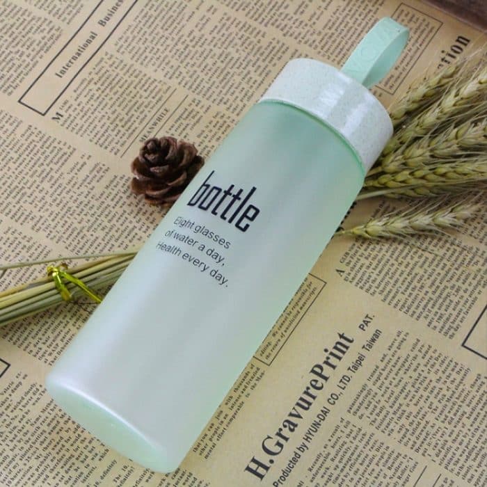 Wasserflasche aus Kunststoff, Sport-Peeling, auslaufsichere Trinkflasche, tragbar, modisches Trinkgeschirr, Tour-Flaschen für Liebhaber, Fassungsvermögen: 520 ml – Bild 2