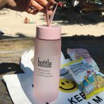 Wasserflasche aus Kunststoff, Sport-Peeling, auslaufsichere Trinkflasche, tragbar, modisches Trinkgeschirr, Tour-Flaschen für Liebhaber, Fassungsvermögen: 520 ml – Bild 8