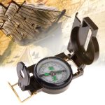 Tragbares klappbares Army Green Lens Compass Multifunktions-Mini-Camping-Kletterwerkzeug für den Außenbereich