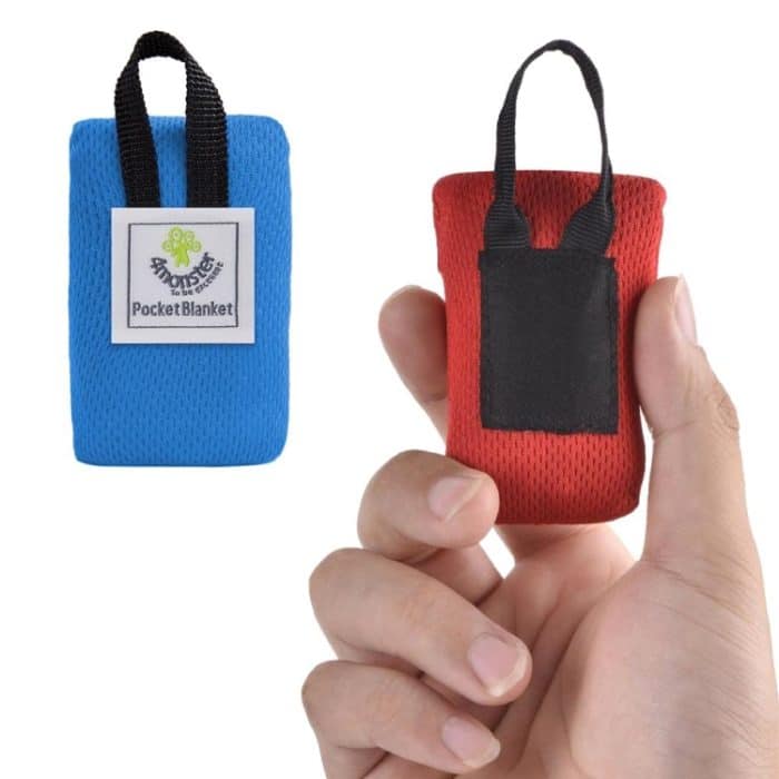 Tragbare, ultradünne, faltbare Campingmatte, wasserdichte Decke, Outdoor-Picknickmatte, Sandstrandmatte, Größe: 70 x 110 cm, 70x110cm Red, 70x110cm Blue – Bild 2