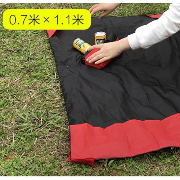 Tragbare, ultradünne, faltbare Campingmatte, wasserdichte Decke, Outdoor-Picknickmatte, Sandstrandmatte, Größe: 70 x 110 cm, 70x110cm Red, 70x110cm Blue – Bild 3