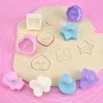 5 Sätze Dreidimensionale Fondant-Keks-Prägeform Push-Type-Kuchenform Zufällige Lieferung