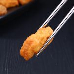 1 Paar verlängerte Essstäbchen aus Edelstahl, rutschfest, verbrühungshemmend, lange Essstäbchen, Nudel-Essstäbchen, Hot-Pot-Essstäbchen – Bild 4