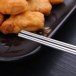 1 Paar verlängerte Essstäbchen aus Edelstahl, rutschfest, verbrühungshemmend, lange Essstäbchen, Nudel-Essstäbchen, Hot-Pot-Essstäbchen – Bild 5