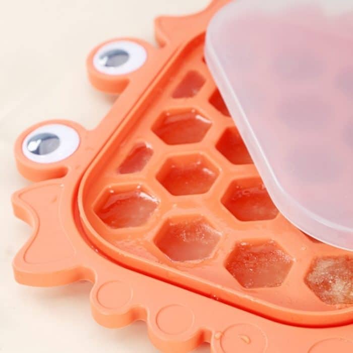 2 Stück Kinder Silikon-Eiswürfelform, selbstgemachte Eisform, Crab, Whale, Doodle Fish, Robot (Blue), Robot (Red), Small Train – Bild 5