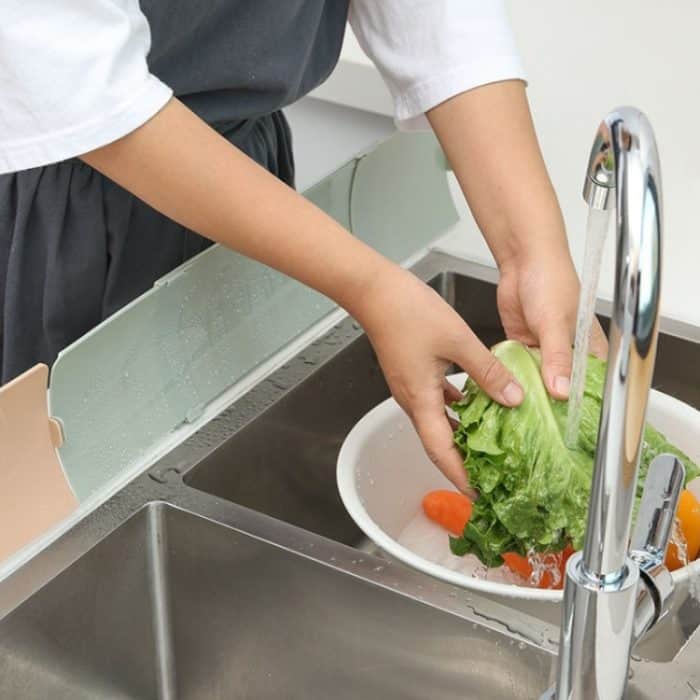 2 Stück Wasserleitblech für Küchenspüle und erhöhtes, spritzwassergeschütztes Silikonleitblech, Pink, Blue – Bild 4