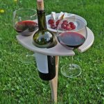 Hölzerne Rasenfaltwein-Rack eingesetzten Weinregal-Picknick-Weinregal-Klapptisch im Freien