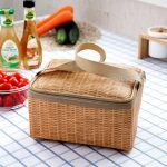 Tragbare isolierte thermische Brotdose Leinwand Imitation Rattan Lunch Bag Picknick Container