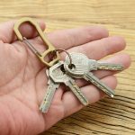 Bronze Schlüsselanhänger Retro schnell hängende Spring Climbing Buckle – Bild 5