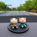 Auto-Ornamente, rutschfeste Matte, hochtemperaturbeständige Parfümbasis, 11cm – Bild 6