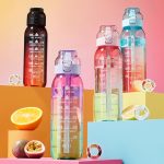 1000 ml große fruchtige Wasserflasche mit 7 Geschmacksringen, Trinkbecher mit Strohhalm und aromatisiertem Tritan-Wasserbecher – Bild 2