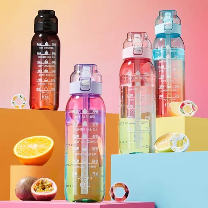 1000 ml große fruchtige Wasserflasche mit 7 Geschmacksringen, Trinkbecher mit Strohhalm und aromatisiertem Tritan-Wasserbecher – Bild 2
