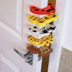 5 PCS Baby Proofing Türstopper Fingersicherheitsschutz Halter Schloss Sicherheitsschutz Fingerschutzspielzeug für Baby Zufällige Farblieferung