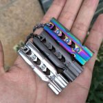 Selbstschützende Doppelrohr-Survival-Pfeife aus Edelstahl mit hoher Dezibel und Schlüsselring, Whistle (Silver), Whistle (Black), Whistle (titanium) – Bild 8