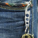 Taschenhalter Carbon Edelstahl Schlüsselhalter Flaschenöffner Outdoor Sports Camping EDC Tool – Bild 6