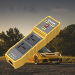 12V bis 220V 300W Auto-Wechselrichter mit drei USB