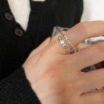 Offener Ring aus 925er-Sterlingsilber mit unregelmäßigem Kristall-Onyx für Damen