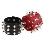 2 PCS europäische und amerikanische Punk-Mode Mode übertrieben konische Spitze 3 Reihen Nieten Lederarmband, zufällige Farblieferung – Bild 4