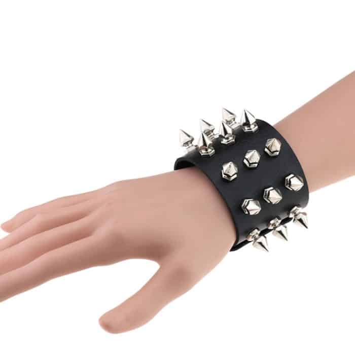 2 PCS europäische und amerikanische Punk-Mode Mode übertrieben konische Spitze 3 Reihen Nieten Lederarmband, zufällige Farblieferung – Bild 6