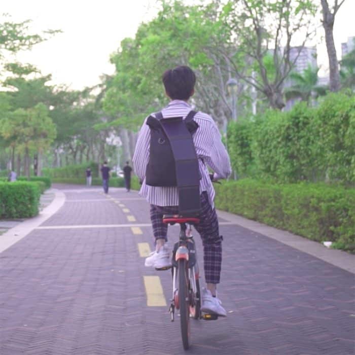 Haweel 14W 5V 2.4A Tragbares faltbares Solarladegerät Outdoor Travel wiederaufladbare Klappbeutel mit 4 Solarmodulen und USB -Anschluss, Größe: s – Bild 12