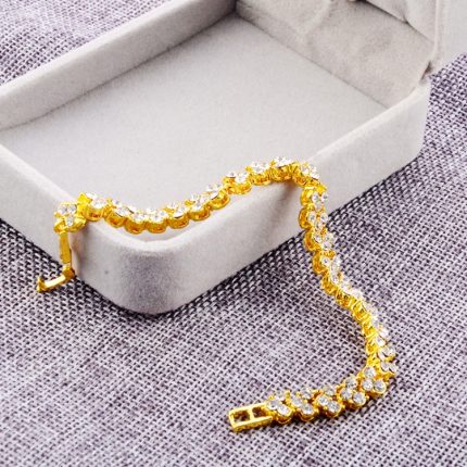 Glamouröses Damen-Kristallarmband mit künstlichem Diamant als Geschenk für Hochzeit, Verlobung, Muttertag und Geburtstag, Durchmesser: 5,25 cm, Umfang: 16,5 cm