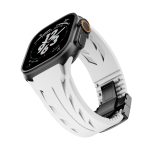 Tailored Uhrenarmband aus Silikon mit Schmetterlingsschließe aus Edelstahl in Schwarz, For Apple Watch 44mm / 45mm / 46mm / 49mm – Bild 6