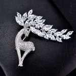 Damen-Brosche mit niedlichem Hirschmotiv, Kristall-Zirkon – Bild 6