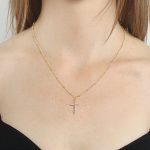 Damen-Halskette mit hellem Galvanik-Kreuz-Schmuck – Bild 7