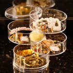 4-Layer rotierender transparenter Schmuckkasten des Desktops – Bild 6