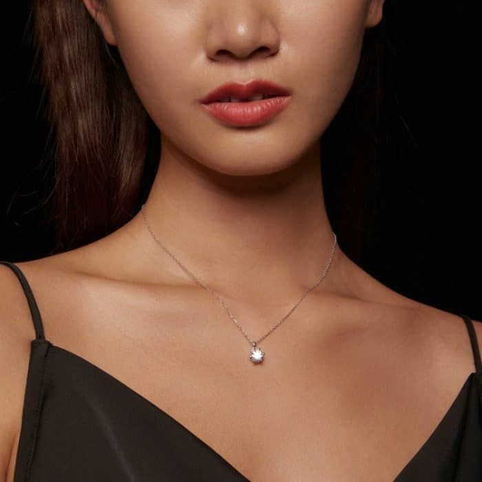 Halskette mit sechseckigem Moissanit-Anhänger aus Sterlingsilber, S925, weiß vergoldet – Bild 5