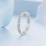 Geometrischer Twist-Ring aus S925-Sterlingsilber mit Weißgoldbeschichtung – Bild 3