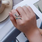 Grüner Schlangenring aus Sterlingsilber mit S925-Weißgoldbeschichtung und Öltropfen-Zirkonia – Bild 4