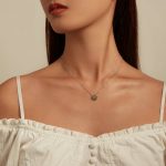 Grüner vierblättriger Kleeblatt-Anhänger aus Sterlingsilber S925, weißvergoldet – Bild 5