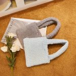 H6302-1 Kleine Handtasche aus Plüsch im Karomuster für Herbst und Winter – Bild 5