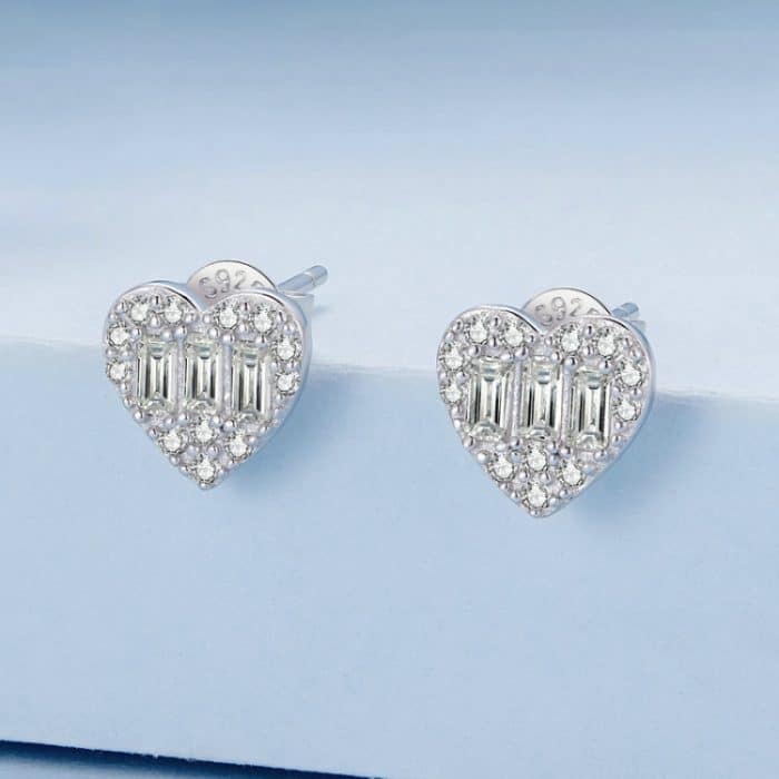 Herz-Ohrstecker aus Sterlingsilber mit S925-Beschichtung, Platin und funkelndem Zirkonia – Bild 2