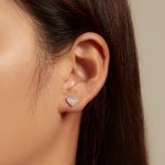Herz-Ohrstecker aus Sterlingsilber mit S925-Beschichtung, Platin und funkelndem Zirkonia – Bild 5