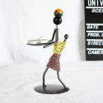 Retro schmiedeeiserner mannförmiger Kerzenständer Ornament Restaurant Tischdekoration Requisiten, 20, 21, 22, 23, 26, 27