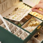 Diamantmuster PU-Leder Dreischichtige Schubladen-Schmuckschatulle Halskette Ring Schmuck Aufbewahrungsbox – Bild 8