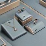 Perlgrauer Schmuck-, Armband- und Ohrringe-Präsentationsständer – Bild 6