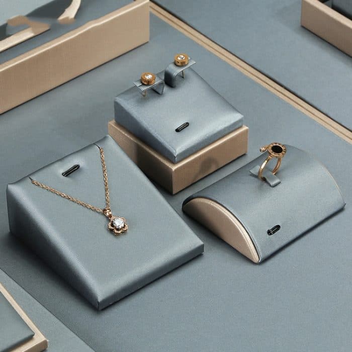 Perlgrauer Schmuck-, Armband- und Ohrringe-Präsentationsständer – Bild 7