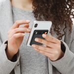 AhaStyle PT133-S Klebemodell-Handy-Silikon-Kartenhülle – Bild 7