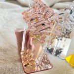 Ohrring-Aufbewahrungsständer aus Acryl im Kleiderbügel-Stil – Bild 5