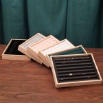 Massive Holz-Samt-Schmuck-Display-Tablett, Ring-Ohrring-Armband-Aufbewahrungs- und Organisationsbox – Bild 2