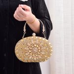 Ovale Abendparty-Clutch mit Sonnenblumen-Diamanten – Bild 10