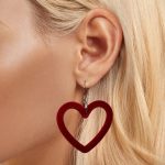 S925 Sterling Silber Samt Burgunderrote Liebesherz-Ohrringe – Bild 5