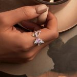 S925 Sterling Silber platinierter verstellbarer Blumen-Schmetterlingsring – Bild 5